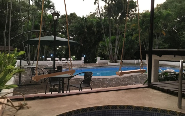 TripOn 2 - Hostel - Adults Only