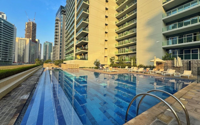 Damac Reva Residences 808