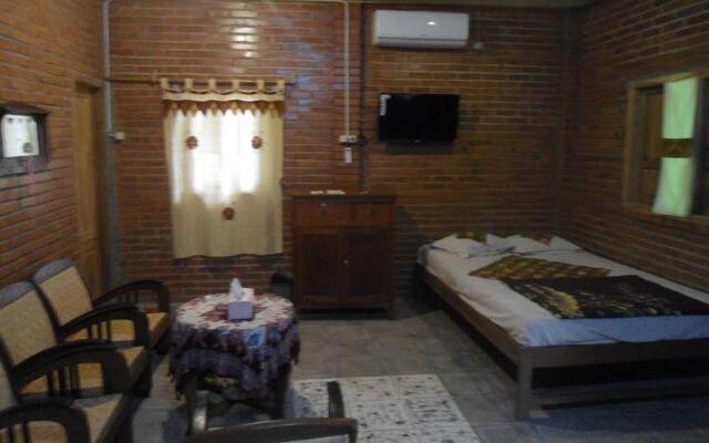 Kampung Tembi Guest House