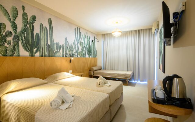 Malia Bay Beach Hotel & Bungalows