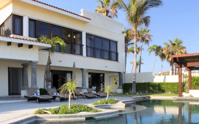 Villa Delfines