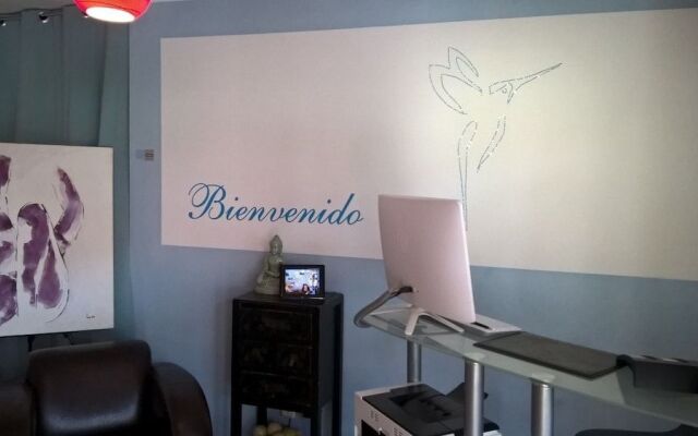 Birdcage Resort - Adult Only