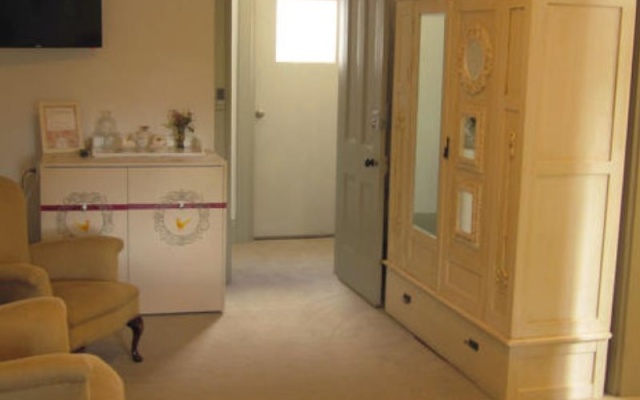 The Old Nunnery B & B Moss Vale – Guest Rooms – Moss Vale