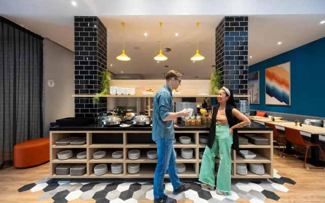 Holiday Inn Express Antwerp City Centre by IHG