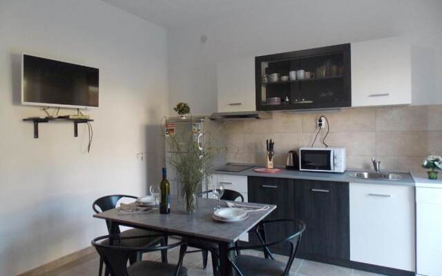 Sea-view Villa in Podstrana near Saint Martin Beaches