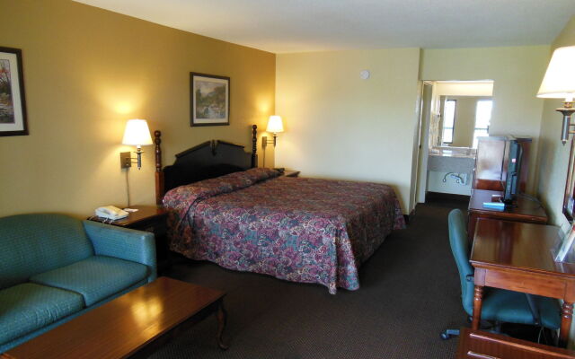 GuestHouse Inn Clarksville