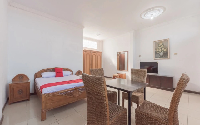 RedDoorz Syariah near Taman Kota Kuningan