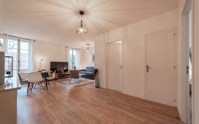 Le 37 Private apartment