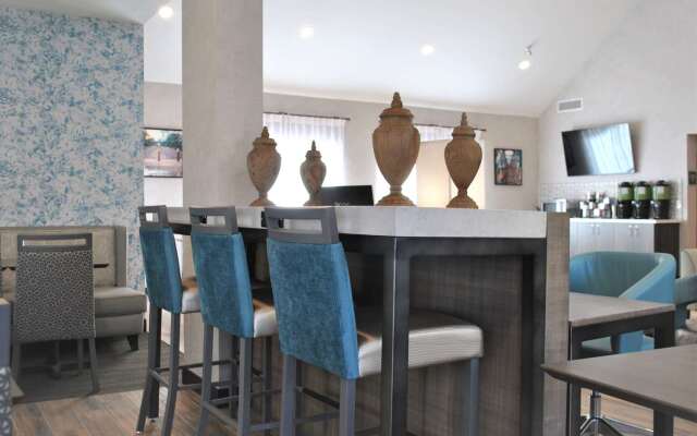 Best Western Fishkill Inn & Suites