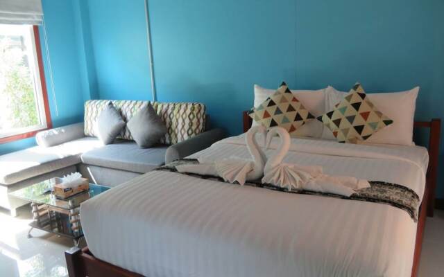 The Noi House and Restaurant Sunrise