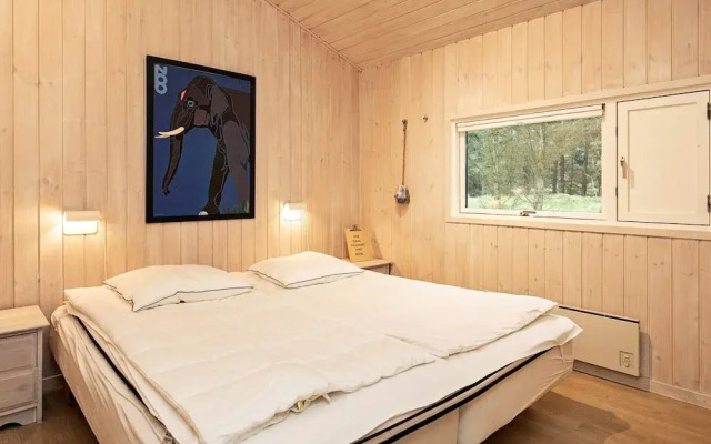 8 Person Holiday Home in Blavand