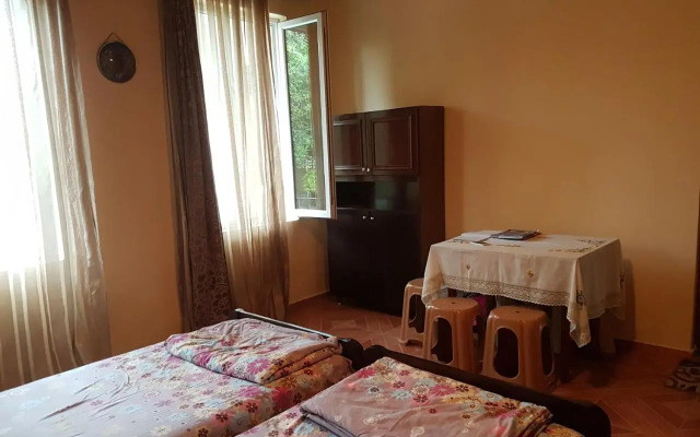 Talo's Guest House