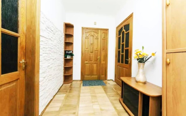 Апартаменты KyivHome, ул. Крещатик