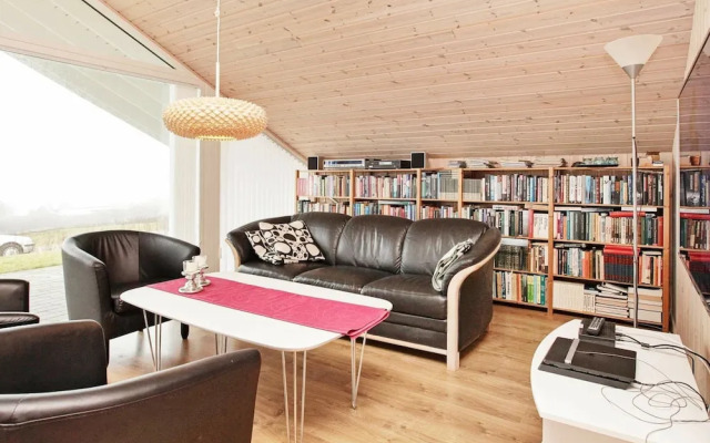 6 Person Holiday Home in Faaborg