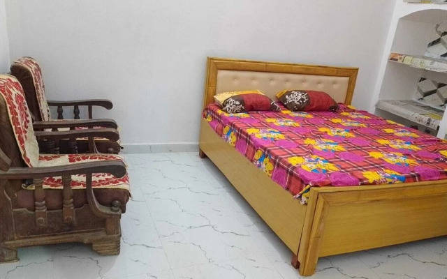 Shree mate guest house