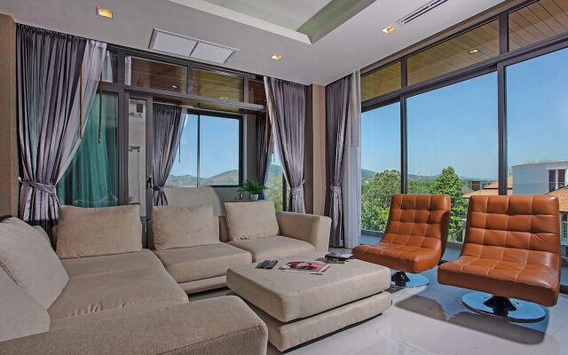 Equilibrium Rawai Villa - 4 Bed