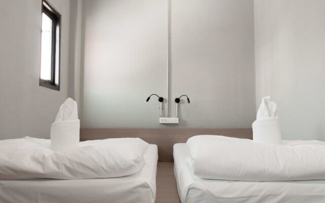 Bedbox Vientiane Hostel