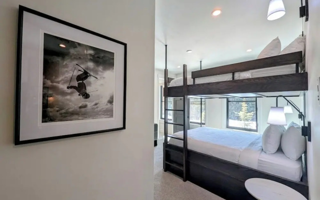 Alcove 74