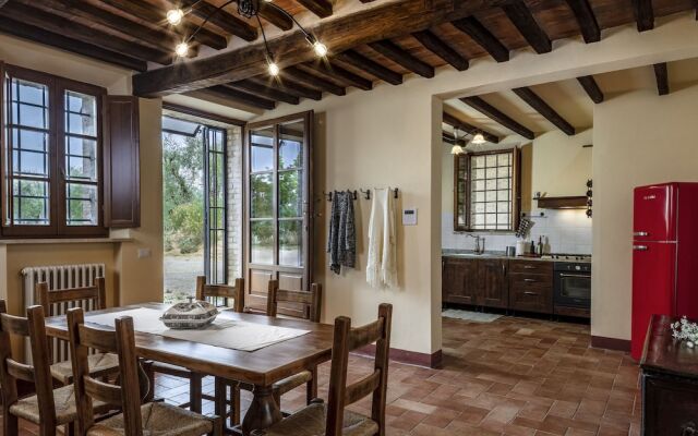 Tuscan Farmhouse near Siena