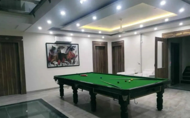 Hotel Starex