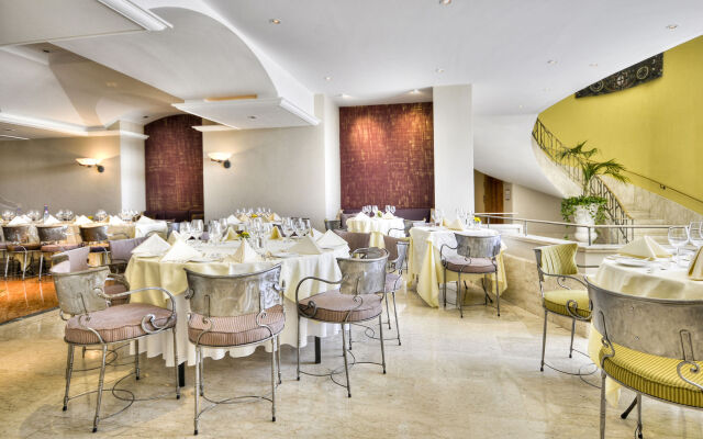 Corinthia St George's Bay