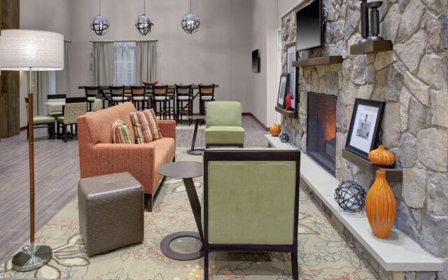 Hampton Inn and Suites Manchester