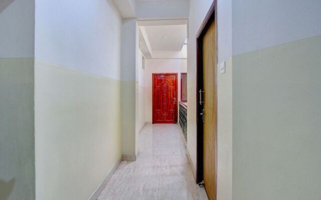 OYO 19959 Hotel Radhakrishna