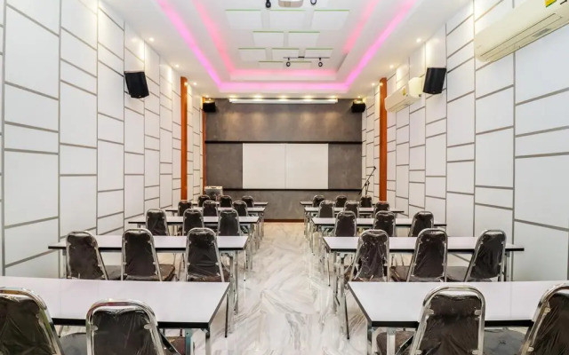 Baan Noppadol Hua Hin Loft Hotel