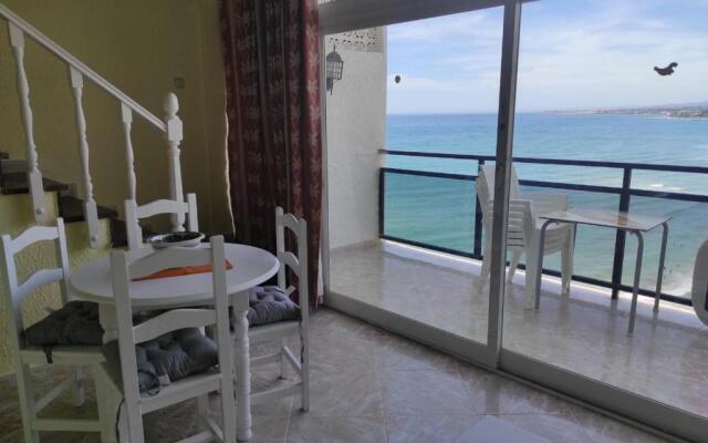 Skol 913A by Completely Marbella