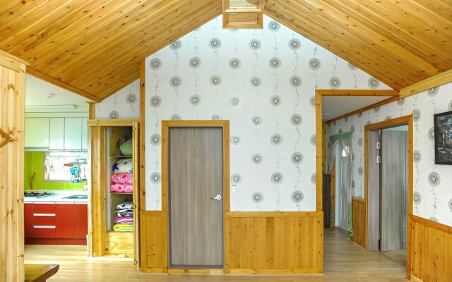 Geoje Forest Pinetree Pension