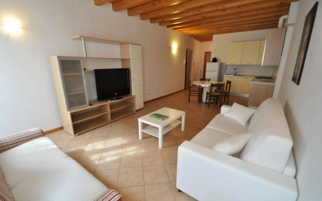 Aromi Piccolo Hotel