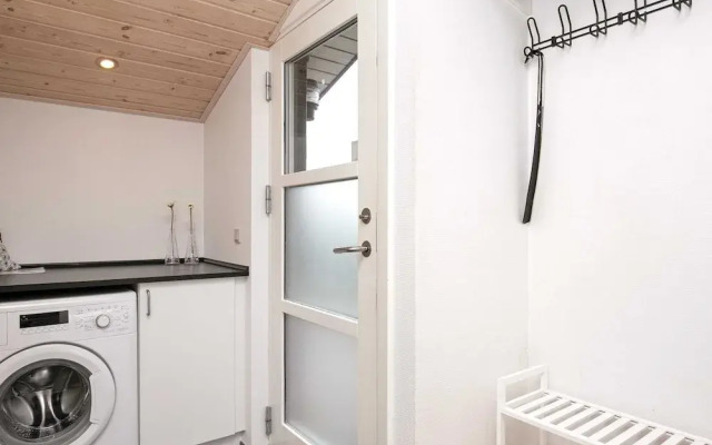 Modernized Seaside Retreat-by Traum