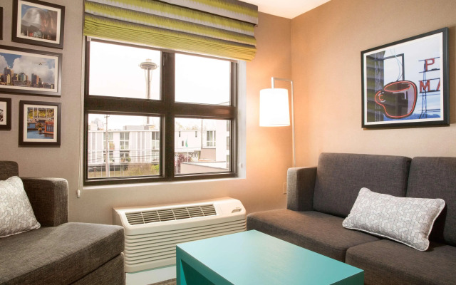 Hampton Inn & Suites Seattle-Downtown