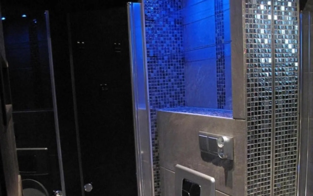 Apartament Neon