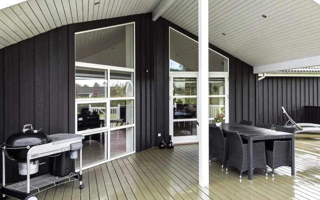 Luxury Retreat in Oster Hurup-by Traum