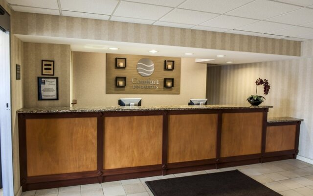 Comfort Inn & Suites