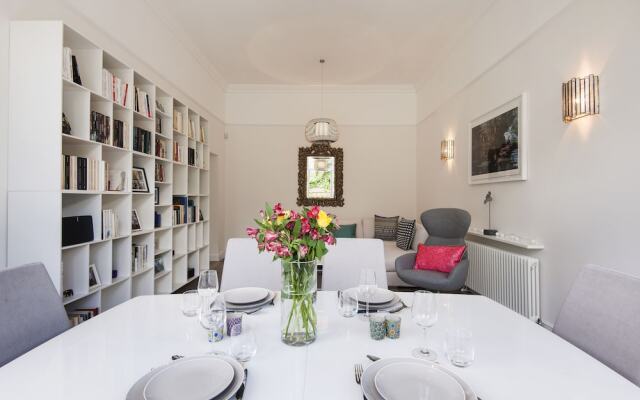 Luxurious Hampstead Home with Gorgeous Garden