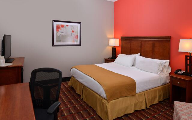 Holiday Inn Express Crestwood by IHG