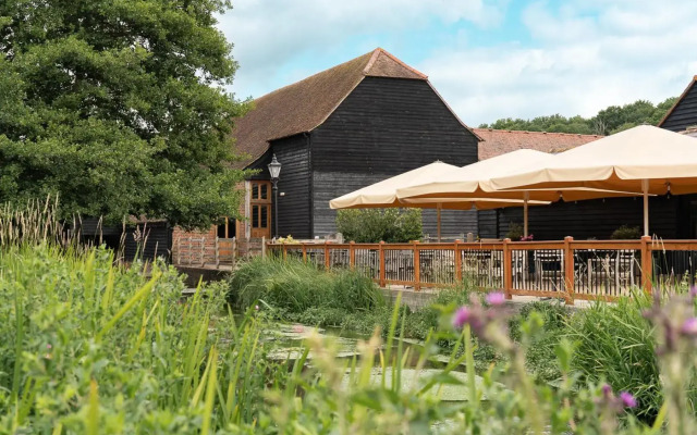 Tewinbury Farm Hotel