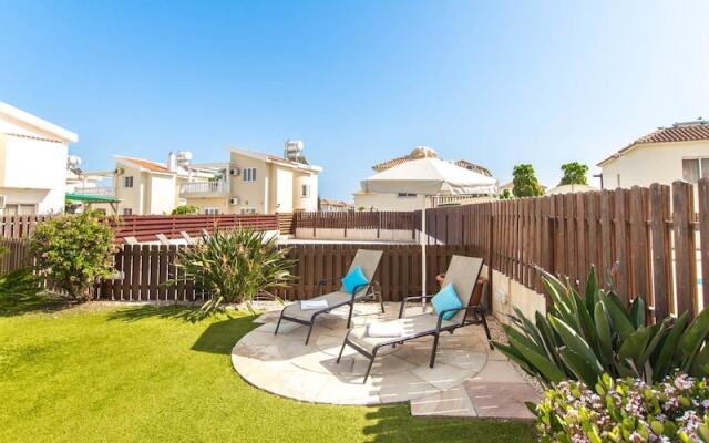 Rent Private Villa 040