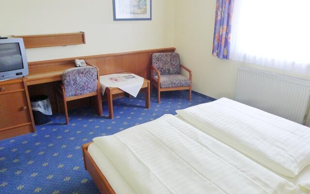 Hotel-Restaurant „Roter Hahn“
