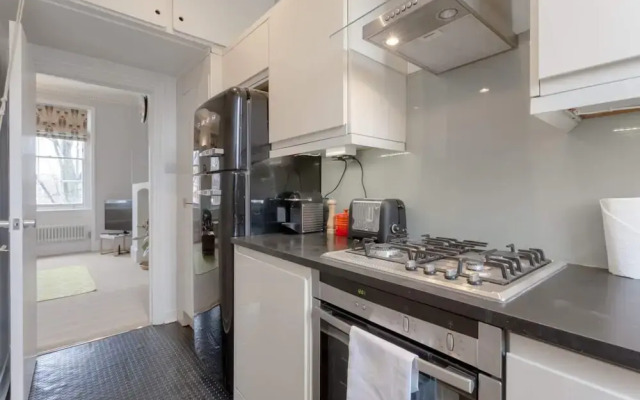 Vibrant 1 Bedroom Flat In Islington With Garden