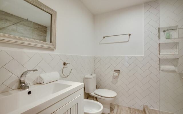 Cosy 3bed/2bath in Vibrant Eixample, Near Metro