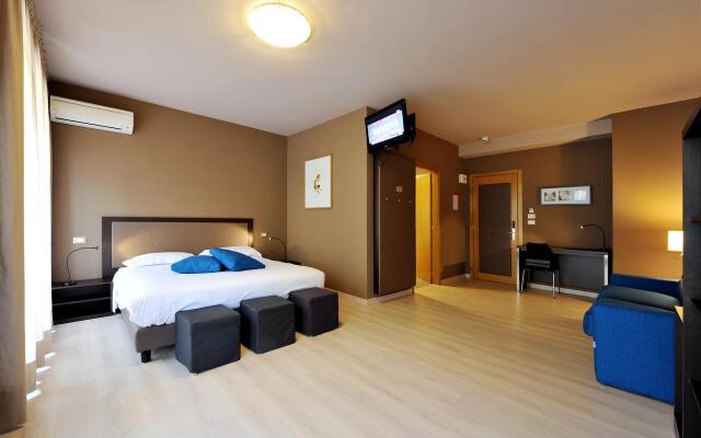 M14 Hotel & Spa