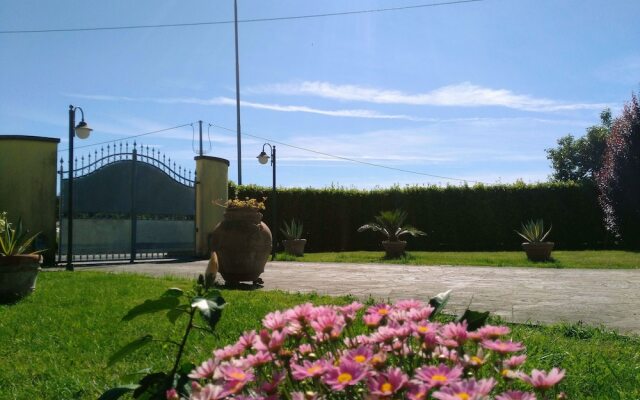 La Valinfiore Charming Ap With Pool