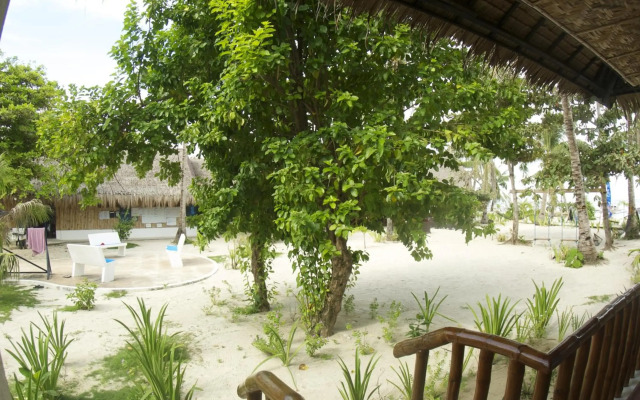 Evolution Dive and Beach Resort