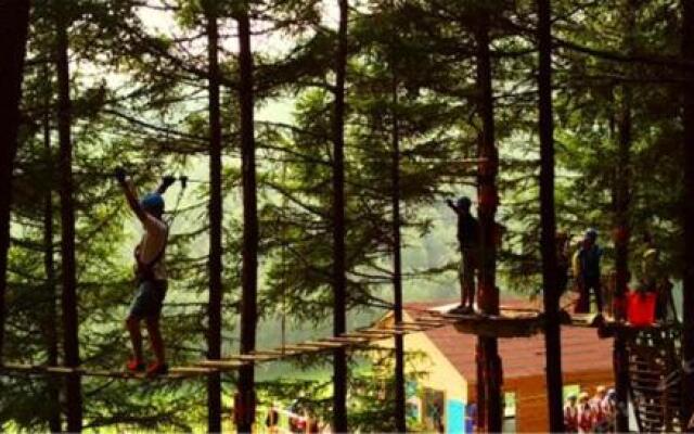Zhangjiakou Dolomiti White Birch Hotel