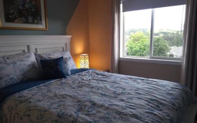 Kingdom Lodge Bed & Breakfast
