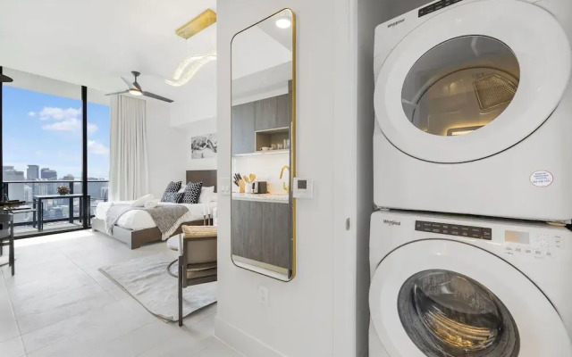 Perfect Studio Stay in Downtown Miami