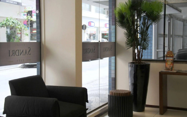 Sandri City Hotel